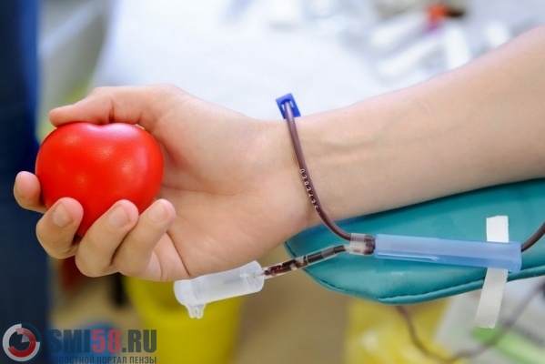 pochetnym-donoram-penzy-vyplatyat-po-13-tysyach-rubley