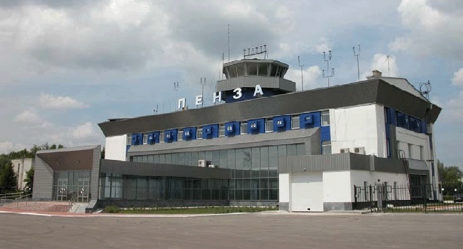 v-aeroportu-uchatsya-borbe-s-terroristami