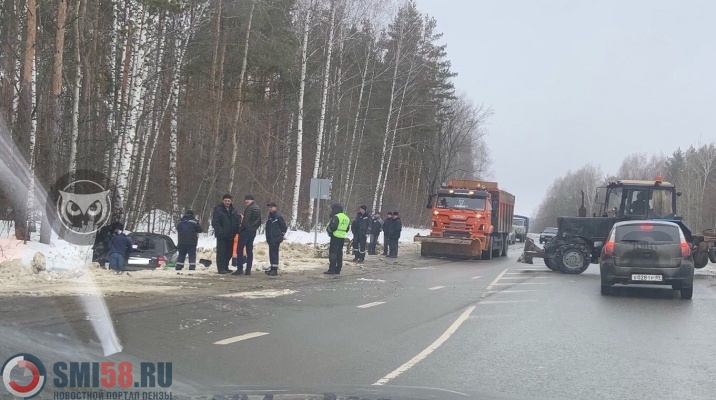 Появилось фото с места смертельного ДТП с «Приорой» под Пензой