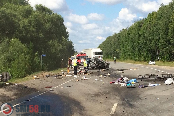В жутком ДТП в Пензенской области погибли четыре человека