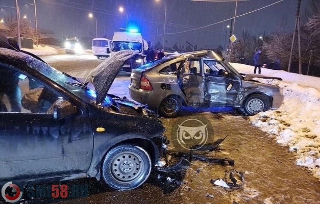 Соцсети: В ДТП на улице Окружной в Пензе пострадала женщина