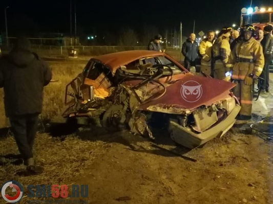 В Грабово Пензенской области автомобили разворотило в ДТП