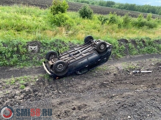 На трассе под Пензой нашли перевернутую на крышу «Ниву»